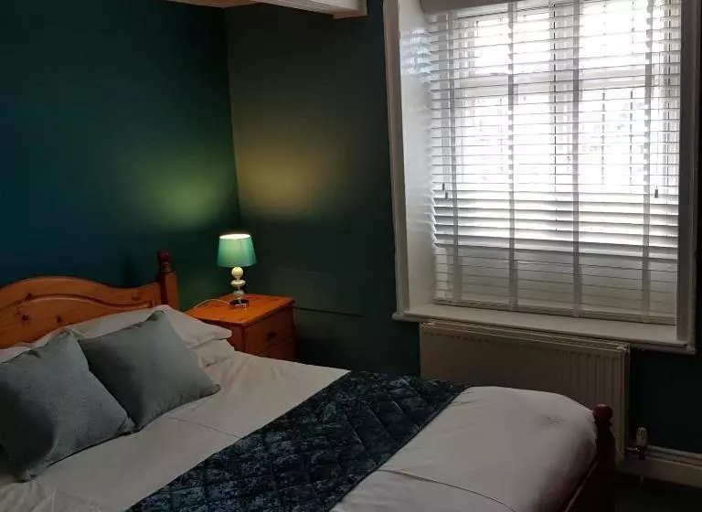 簡易ホテル Golden Lion