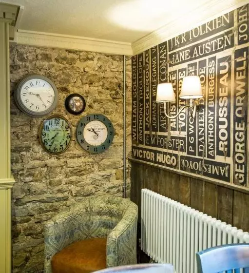 簡易ホテル Golden Lion