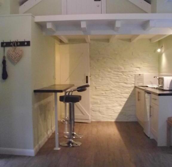 فندق فئة نجمة واحدة The Mill House