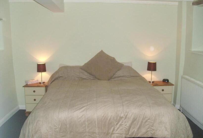 فندق فئة نجمة واحدة The Mill House