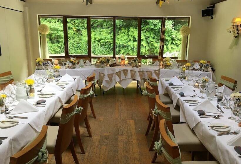 فندق فئة نجمة واحدة The Mill House