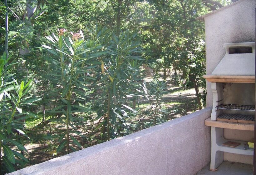 هتل Balanea   Campsite