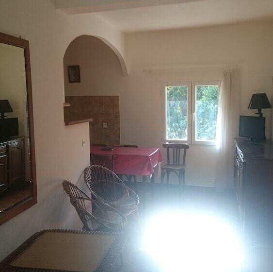 هتل Balanea   Campsite