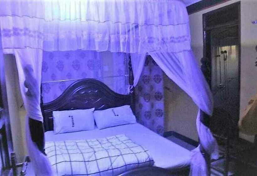 هتل Capricorn Lounge