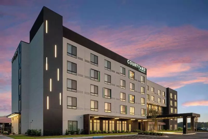 هتل Courtyard By Marriott Lafayette South