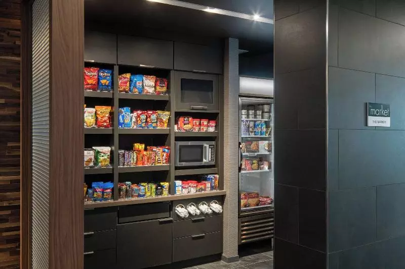 هتل Courtyard By Marriott Lafayette South
