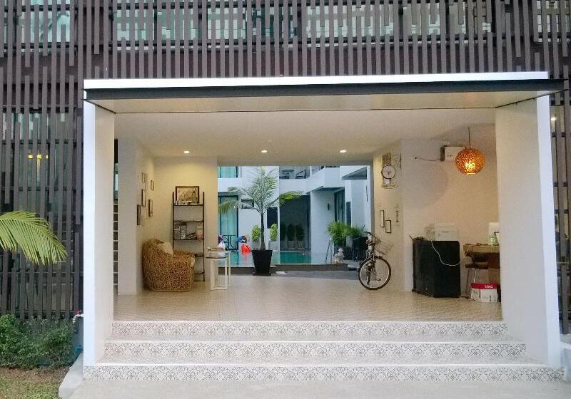 בית מלון כפרי Good Day Phuket