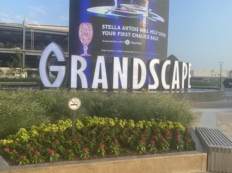 Hotelli Holiday Inn Express & Suites   Plano   The Colony, An Ihg