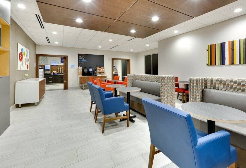 Hotelli Holiday Inn Express & Suites   Plano   The Colony, An Ihg