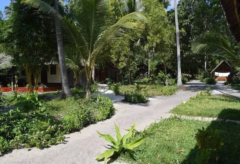 هتل Juani Beach Bungalows
