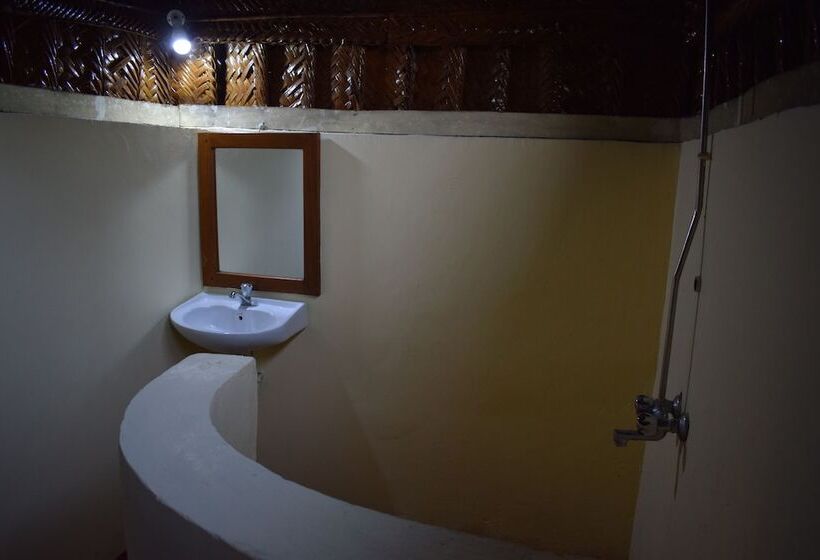 هتل Juani Beach Bungalows