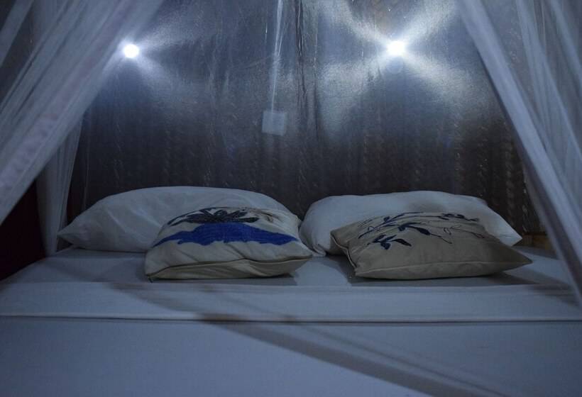 هتل Juani Beach Bungalows