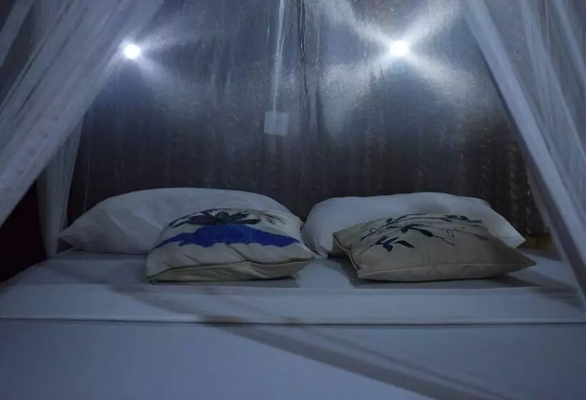 هتل Juani Beach Bungalows