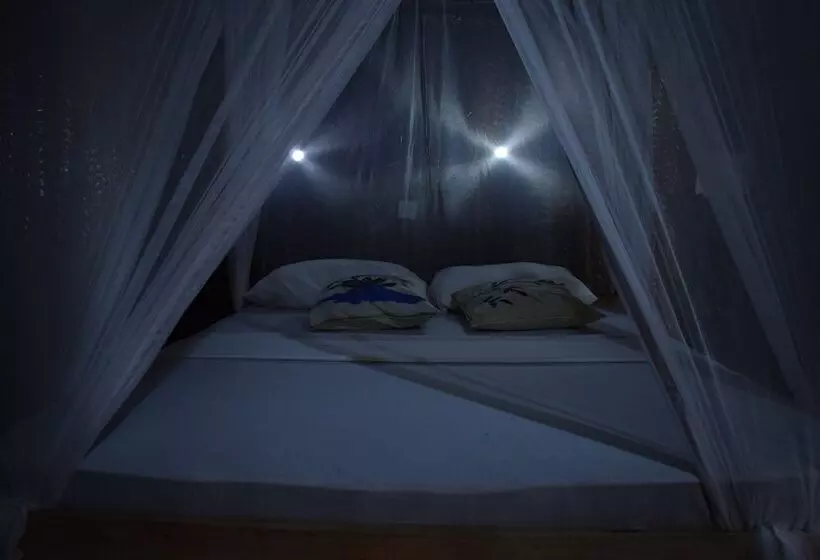 هتل Juani Beach Bungalows