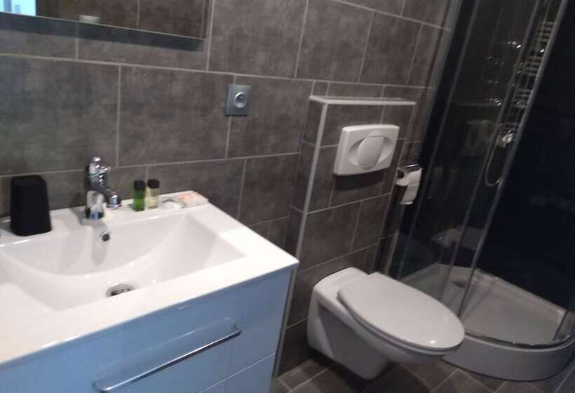 호텔 Les Voyageurs