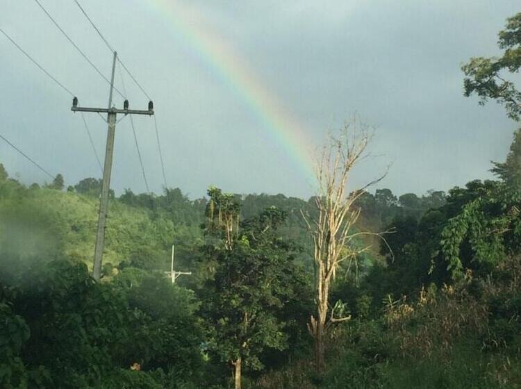 Hotel Wawee Strawberry House