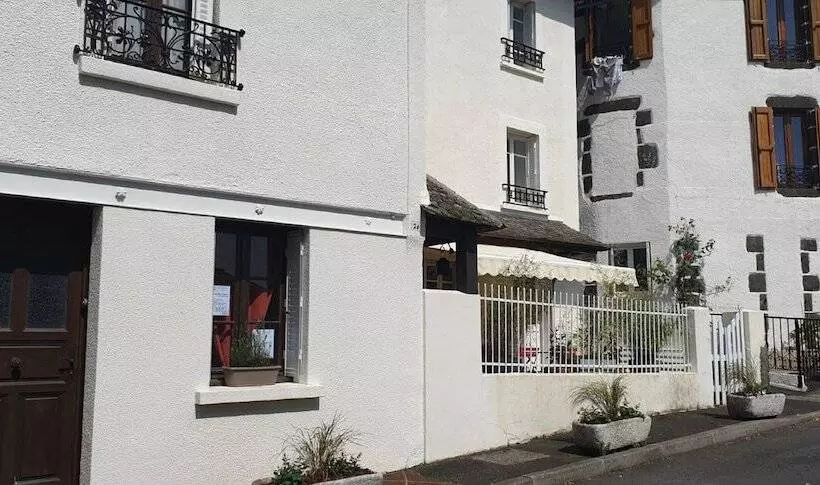 La Maison De Riri
