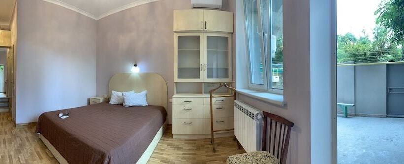 Mini Otel Novoberegovoi
