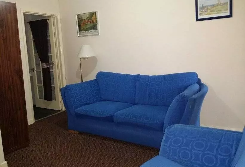 Majatalo The Beach House