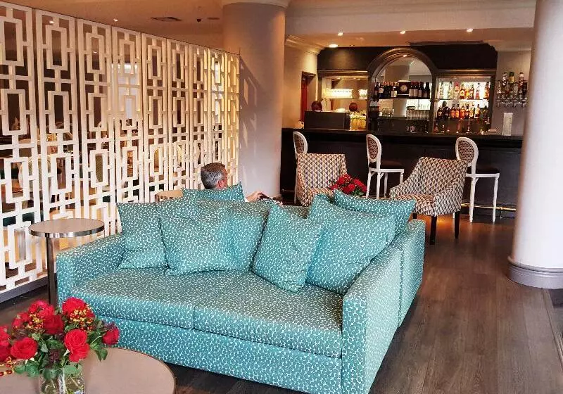 Отель Holiday Inn Johannesburg Airport, An Ihg