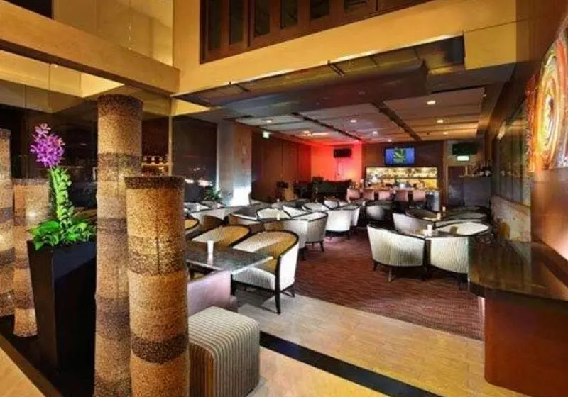 هتل Holiday Inn Express & Suites Singapore Novena, An Ihg