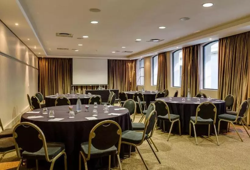 Protea Hotel By Marriott Cape Town Waterfront Breakwater Lodge