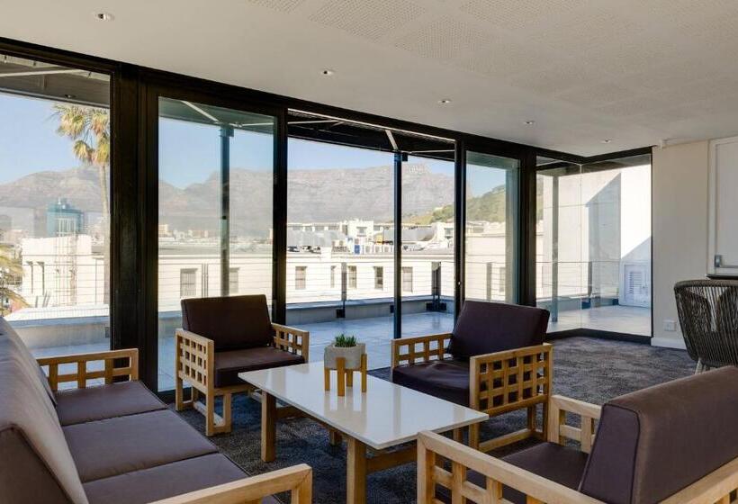 Protea Hotel By Marriott Cape Town Waterfront Breakwater Lodge