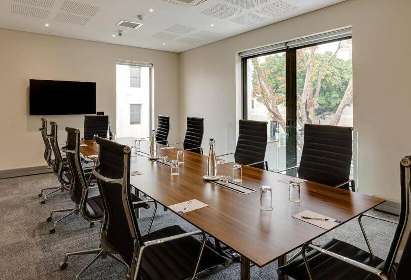 Protea Hotel By Marriott Cape Town Waterfront Breakwater Lodge