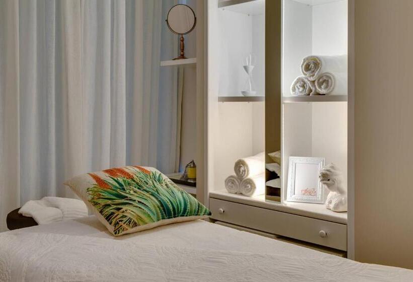 Protea Hotel By Marriott Cape Town Waterfront Breakwater Lodge