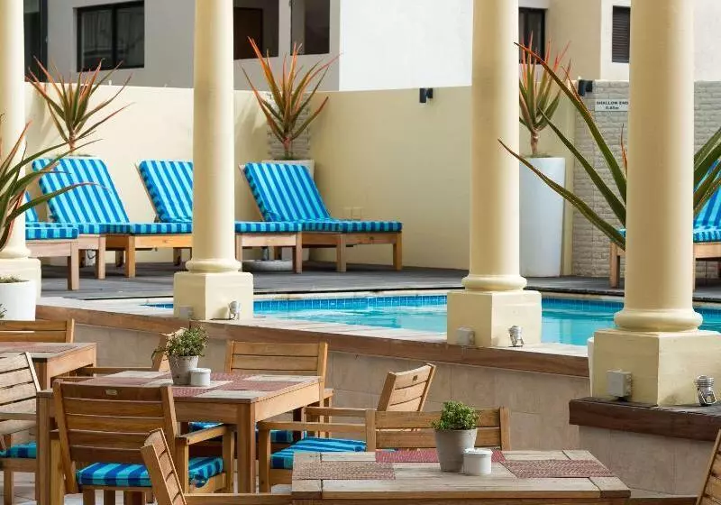 Отель Radisson Blu Le Vendome