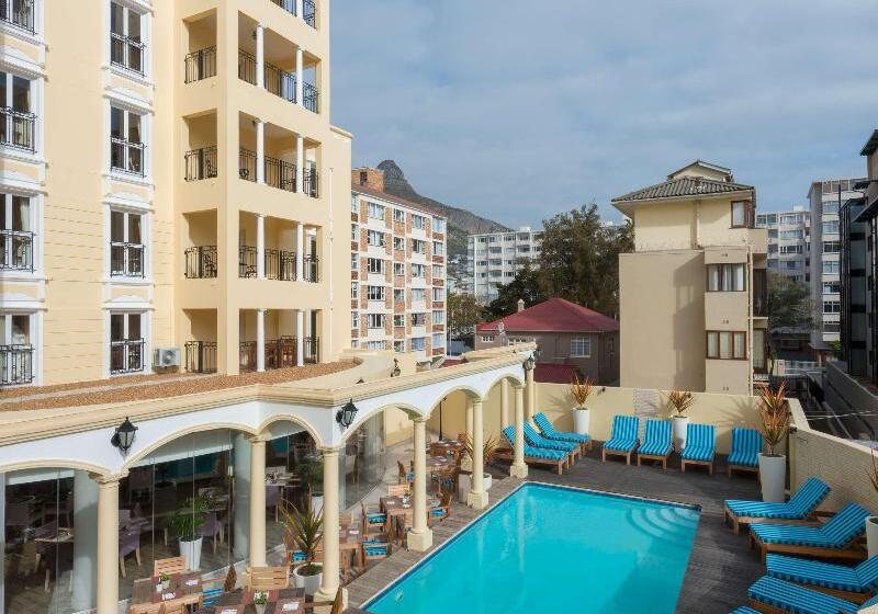 בית מלון כפרי Radisson Blu Le Vendome