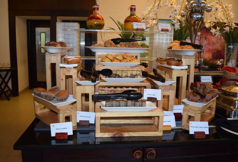 בית מלון כפרי Vivanta Colombo Airport Garden