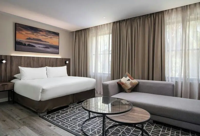 Protea Hotel By Marriott Cape Town Waterfront Breakwater Lodge