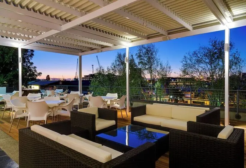 Protea Hotel By Marriott Cape Town Waterfront Breakwater Lodge