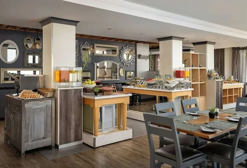 Protea Hotel By Marriott Cape Town Waterfront Breakwater Lodge