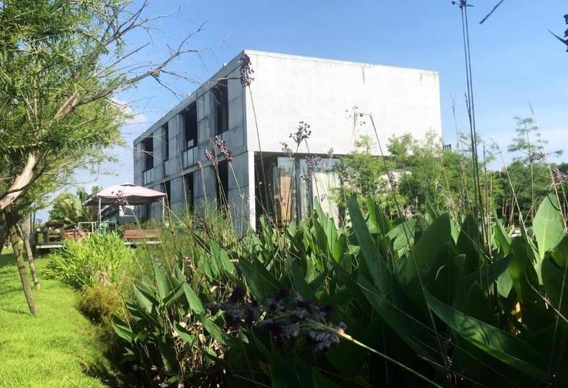 تختخواب و صبحانه Goodliving