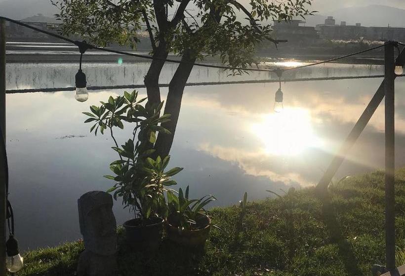 تختخواب و صبحانه Goodliving