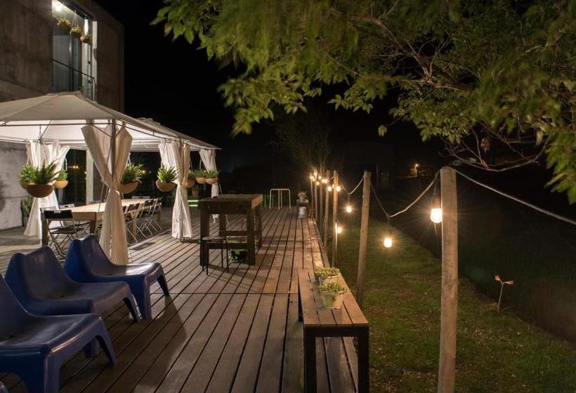 تختخواب و صبحانه Goodliving