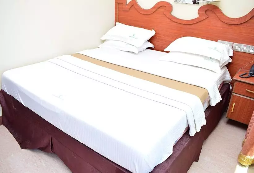 G & G Hotel Ltd