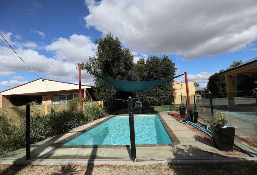 בית מלון כפרי Kyabram Motor Inn
