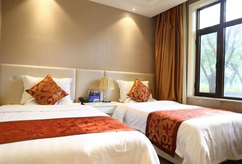 Отель Landi Fashion Park