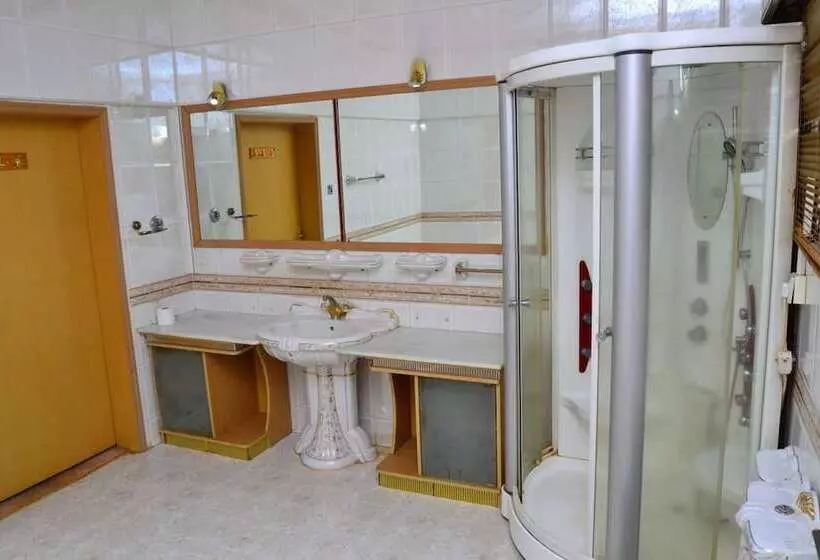 Laserena Hotel Kisii