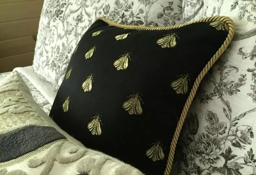 Majatalo Kurrara Historic Guest House