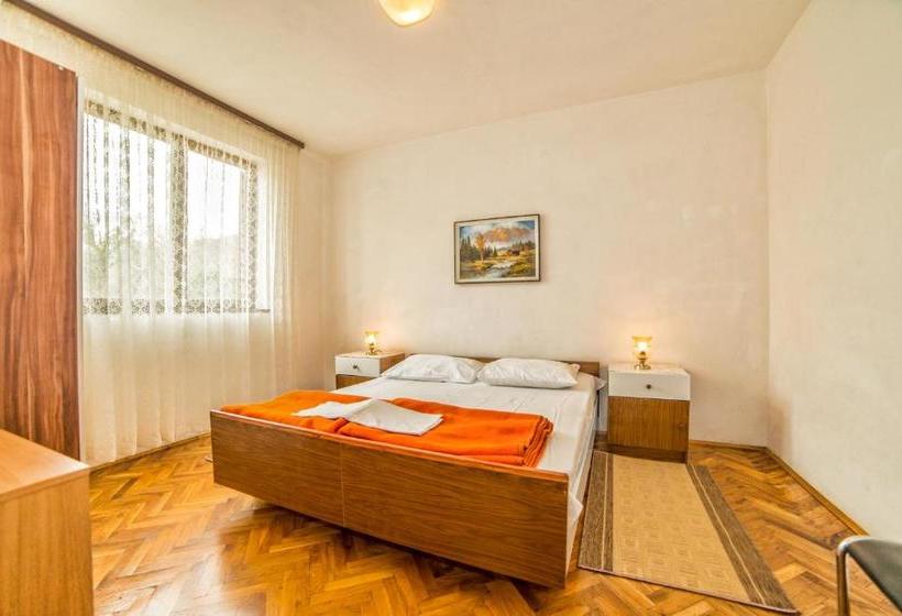 Apartments Rozarija 4224