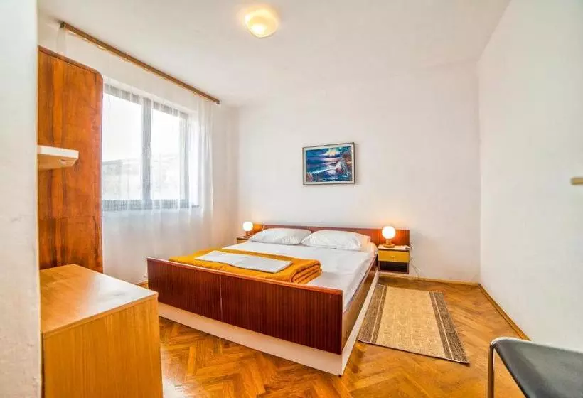 Apartments Rozarija 4224