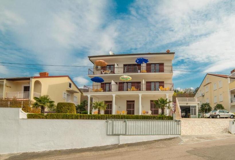 Apartments Rozarija 4224