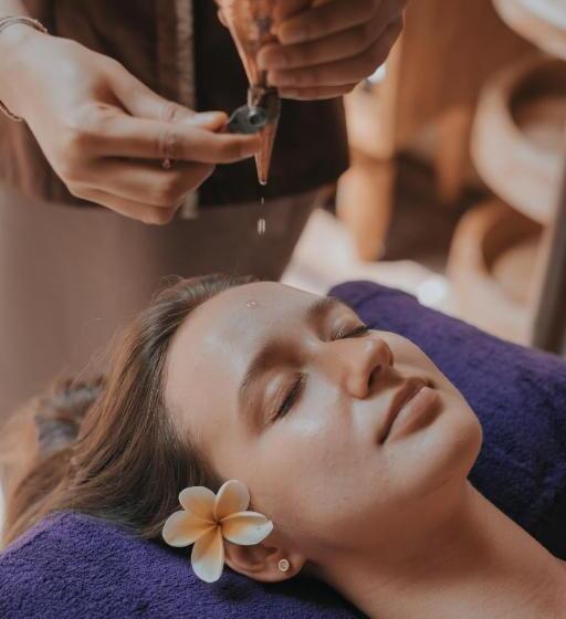 مبيت وإفطار Kuwarasan A Pramana Experience