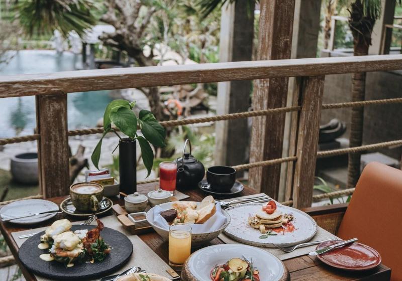 مبيت وإفطار Kuwarasan A Pramana Experience