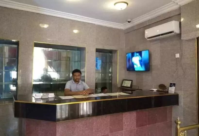 Commodore Hotels