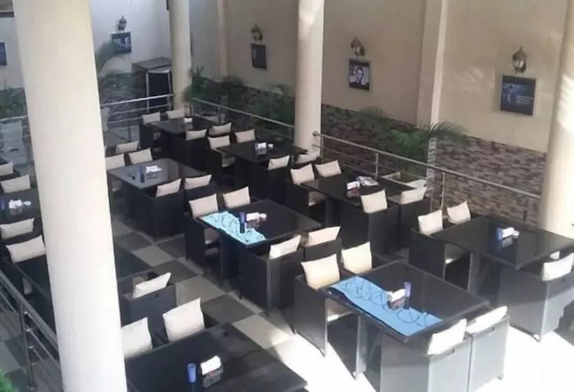 Commodore Hotels